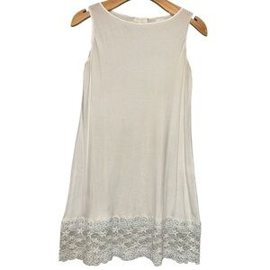 Pluto Women’s Size S White Sleeveless Lace Bottom Trim Tank Slip Chemise Nighty